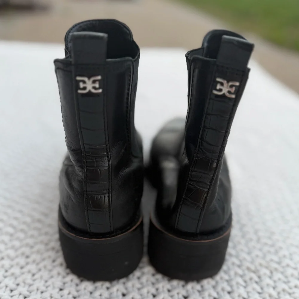 Sam Edelman Black Leather Chunky Chelsea Ankle Boots Size 8 - Picture 2 of 6